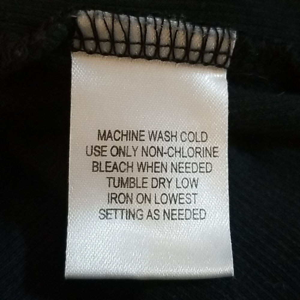 Black Tank - Picture 5 of 6